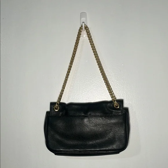 Michael Kors Black and Gold Adjustable Crossbody Bag with Elegant Design - Picture 4 of 11